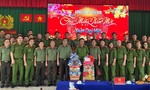 Thiếu tướng Lê Hồng Nam đến thăm, chúc Tết tại Quận 10 và TP.Thủ Đức