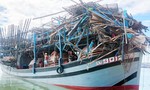Vụ 13 ngư dân mất tích: Phát hiện nhiều ngư cụ, vật dụng trôi nổi trên biển