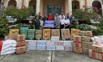 Trao 1.000 phần quà cho người dân các xã biên giới ở Đồng Tháp
