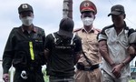 Đắk Nông: CSGT phối hợp bắt giữ 2 đối tượng có lệnh truy nã
