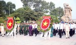 Đoàn đại biểu TPHCM dâng hương tưởng niệm Chủ tịch Hồ Chí Minh, các anh hùng liệt sỹ