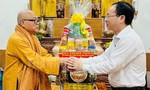 Lãnh đạo TPHCM chúc mừng Đại lễ Phật đản năm 2023