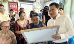 Lãnh đạo TPHCM thăm, chúc mừng người cao tuổi tại huyện Bình Chánh