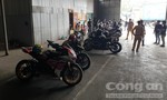 Video CSGT dùng xe thùng chặn bắt đoàn mô tô đi tour ‘quậy’ trên đường