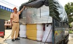 Công an huyện Bến Cầu, Tây Ninh: Bắt giữ 9 tấn vải phế liệu nhập lậu