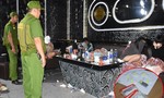 Hơn chục “nam thanh nữ tú” bay lắc trong phòng karaoke tại gia