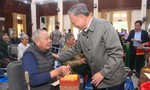 Bộ trưởng Tô Lâm thăm, tặng quà Tết các thương binh tại Trung tâm Thuận Thành