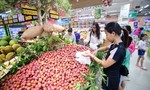 10 tấn mận hậu Sơn La được tiêu thụ trong ngày mở bán tại Saigon Co.op
