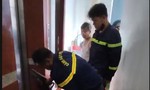 Giải cứu hai người bị kẹt trong thang máy căn nhà cao tầng ở TP Thủ Đức