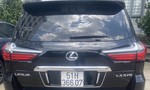 Công an Quận 3 tìm chủ nhân của chiếc xe Lexus