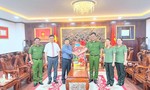 Lãnh đạo Công an TPHCM thăm, chúc Tết Huyện ủy và Công an huyện Bình Chánh