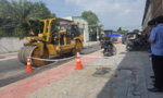 Điều tra vụ xe lu thi công trên đường cán nam công nhân tử vong