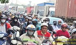 Kỳ 1: Một ngày tại Nút giao Mỹ Thủy