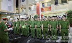 CAP.An Nhơn: Xuyên đêm kiểm tra cư trú, xét nghiệm ma tuý đột xuất tại chung cư