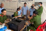 Công an TPHCM đến trung tâm điều dưỡng bệnh tâm thần cấp căn cước cho 136 trường hợp