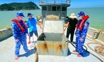 Cảnh sát biển phát hiện tàu chở 22.000 lít dầu D.O không rõ nguồn gốc