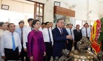 Tổng Bí thư, Chủ tịch nước Tô Lâm dâng hương tưởng niệm Chủ tịch Hồ Chí Minh tại Thái Lan