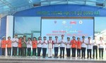 Hải Phòng: 1.000 mũ bảo hiểm được trao tặng học sinh Trường THCS Đông Hải tại Chương trình “Giao thông xanh - Hành trình an toàn - Vững vàng tiên phong"