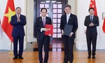 Tổng Bí thư, Chủ tịch nước Tô Lâm và Thủ tướng Singapore chứng kiến lễ trao các văn kiện hợp tác