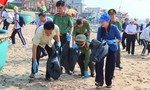 TPHCM: Triển khai cao điểm bóc gỡ quảng cáo bẩn, triệt đường sống của "tín dụng đen"