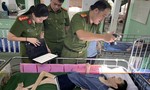 Bài cuối: Khi người chiến sĩ là cầu nối nhân văn