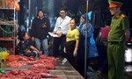 Video: ‘Đột kích’ khu ‘chợ’ bán thịt bò không bảo đảm vệ sinh thực phẩm ở Hà Nội