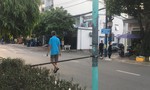 Cần sớm xử lý những thanh sắt chĩa ra đường có thể gây nguy hiểm cho người dân ở phường Phước Long