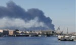 Ukraine tấn công ồ ạt kho dầu và căn cứ hải quân ở thành phố Nga St Petersburg
