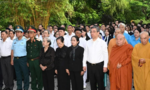 Ủy ban MTTQVN TPHCM dâng hương liệt sĩ và động viên lực lượng tìm kiếm tại công viên Lê Thị Riêng
