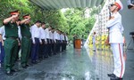 Thủ tướng Lê Minh Hưng tưởng niệm Chủ tịch Hồ Chí Minh, Đại tướng Võ Nguyên Giáp và các Anh hùng liệt sĩ