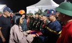 Bài 1: Từ nước nhận viện trợ thành quốc gia sẻ chia