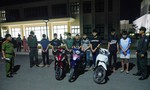 Khởi tố nhóm thanh thiếu niên mang hung khí, chạy xe lạng lách, gây rối trên đường ở TP.Huế