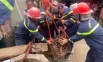 Video: Cảnh sát PCCC-CNCH giải cứu người đàn ông rơi xuống giếng sâu