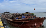 Bắt giữ tàu chở lượng lớn cát không rõ nguồn gốc trên vùng biển Cần Giờ