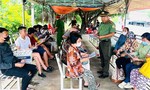 Mỗi người dân là một "cột mốc sống" nơi biên giới