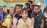 Trăng về trên những miền xa
