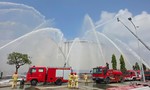 Nhiều phương tiện đặc chủng xuất hiện trong cuộc diễn tập quy mô lớn tại Tổng kho xăng dầu Nhà Bè