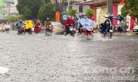 An Giang: Sau cơn mưa lớn, nhiều tuyến đường ngập như sông