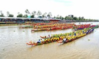 Sôi động, hấp dẫn lễ hội đua ghe ngo tại Cần Thơ với 61 đội tham gia