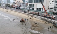 Trục vớt xác xe tăng lộ diện tại bãi biển Quy Nhơn