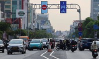 Bài 1: 