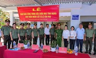 Công an TPHCM bàn giao công trình sửa chữa nhà tình nghĩa cho gia đình liệt sĩ Lê Văn Mại