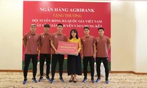 Agribank tặng thưởng 1 tỷ đồng cho Đội tuyển Bóng đá Quốc gia Việt Nam