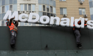 McDonald's rời khỏi thị trường Kazakhstan vì chiến sự Ukraine