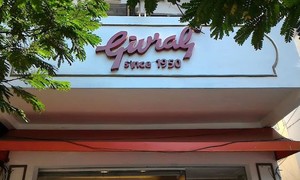 Vụ bé gái tử vong nghi ngộ độc: Thêm 19 người nhập viện, kiểm tra cửa hàng bánh Givral