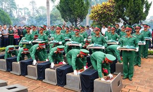 Truy điệu và an táng 22 hài cốt liệt sĩ hy sinh tại Campuchia