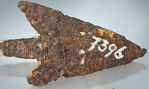 Phát hiện đầu mũi tên làm từ thiên thạch có tuổi đời 3.000 năm trước