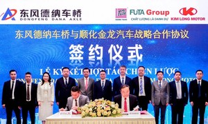 FUTA Group, Kim Long Motor và Dongfeng Dana ký kết hợp tác chiến lược toàn diện