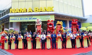 Nam A Bank mở rộng mạng lưới tại Đông Nam Bộ với chi nhánh mới tại TP.Dĩ An