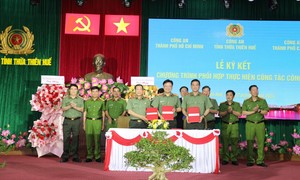 Công an TPHCM và Công an tỉnh Thừa Thiên Huế ký kết Chương trình phối hợp thực hiện các mặt công tác